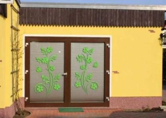 Am Tiefwarensee Apartmán Waren (Mueritz)